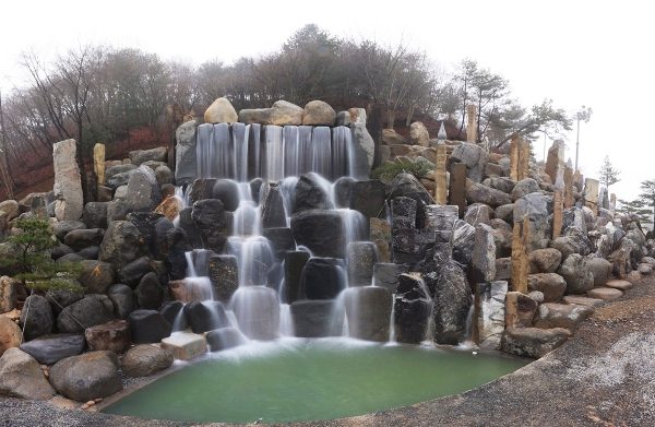 WMD_Gallery_Waterfall_01